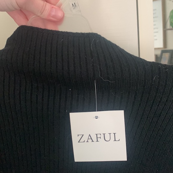 Zaful Sweater - Picture 3 of 4